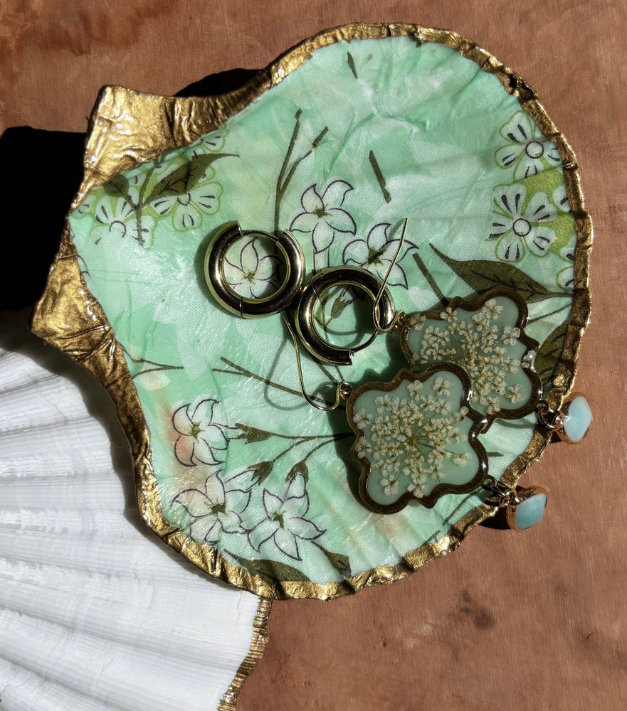 Sea Scallop Shell Trinket Dish (LARGE) - Water Lily