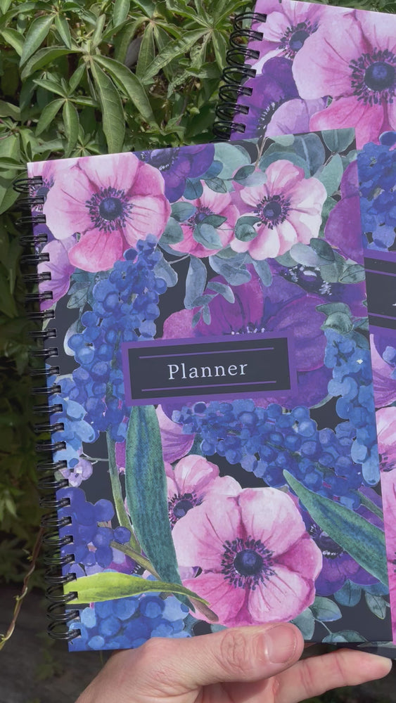 
            
                Load and play video in Gallery viewer, Z Planner Purple Pink Small 21.6cm x 14cm
            
        